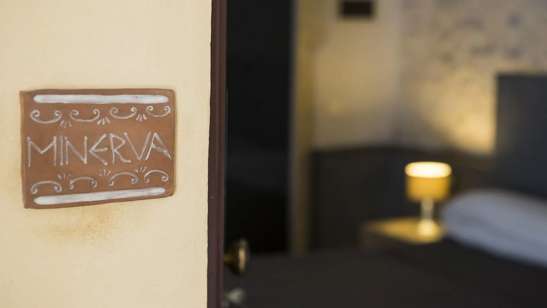 Lakkios Charming Suites And Rooms Siraküza 3*,