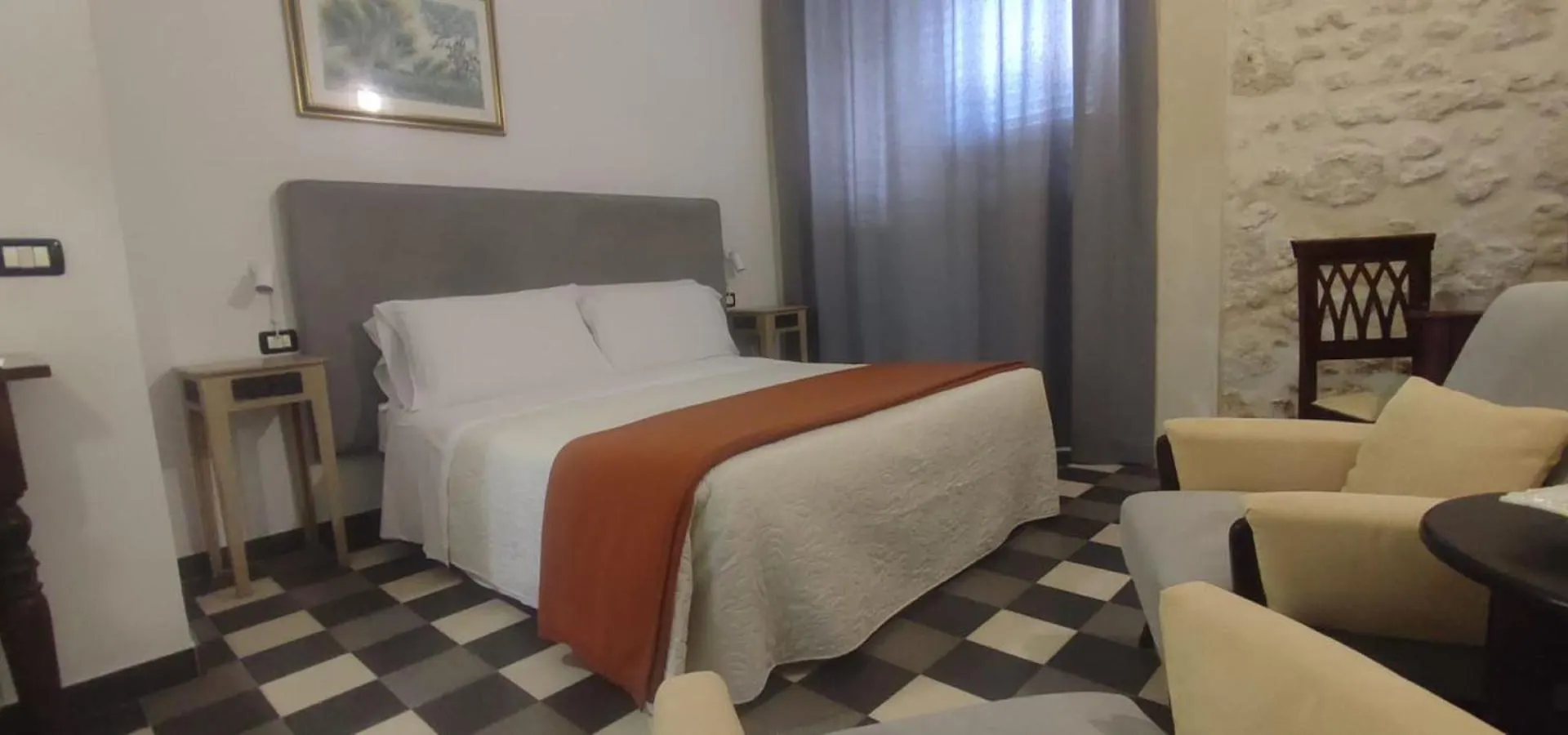 Lakkios Charming Suites And Rooms Syracuse