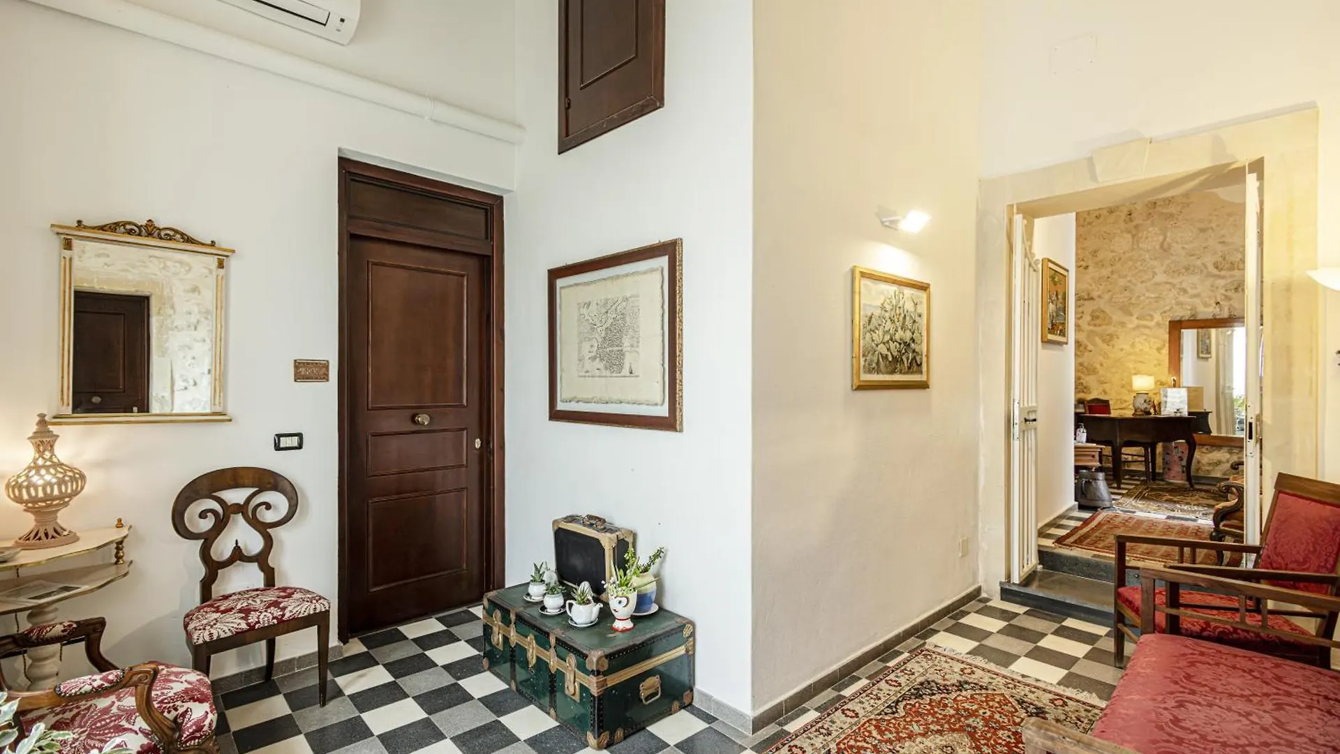 *** Oda ve Kahvaltı Lakkios Charming Suites And Rooms Siraküza İtalya